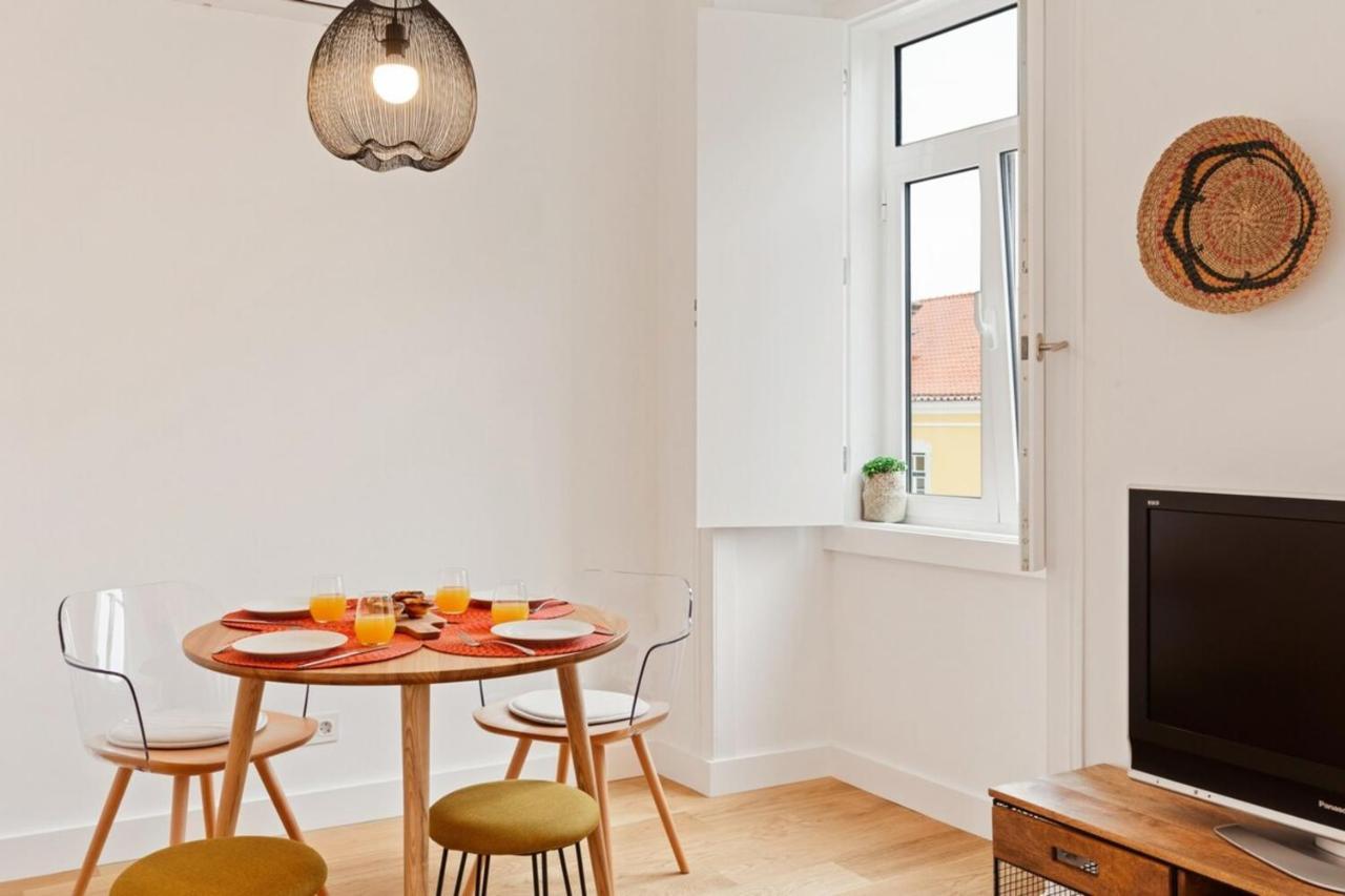 Modern Portuguese 1 Bedroom Apartment In Belem Lisboa Exterior foto